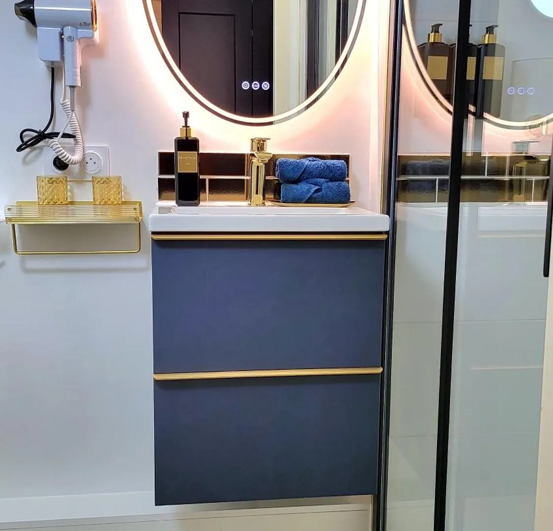 Golden Royal - Studio Haut De Gamme Lyon 0*,